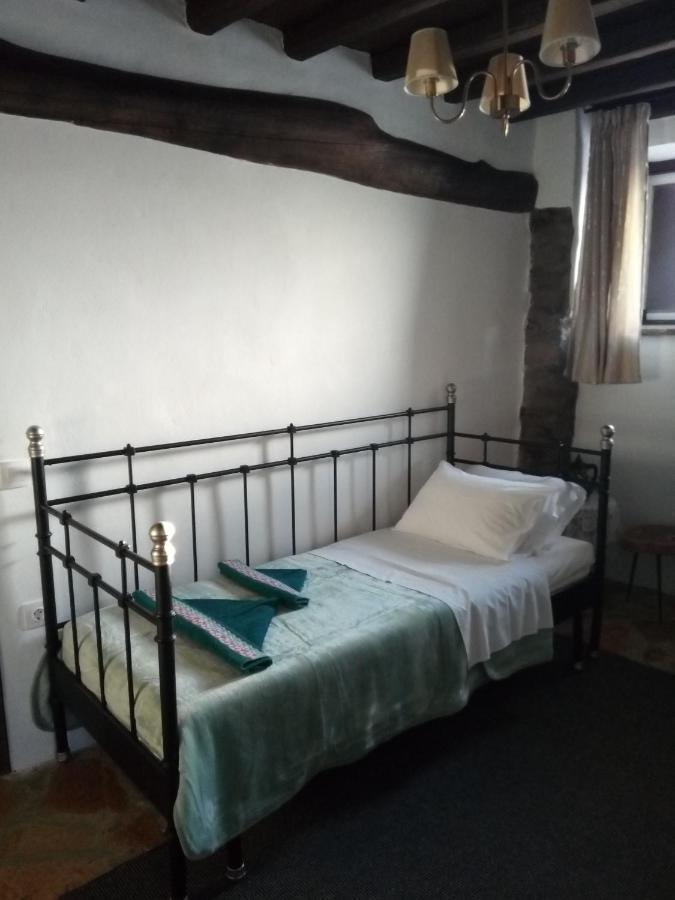 Monte Kechros Pensionat Arnados Exteriör bild